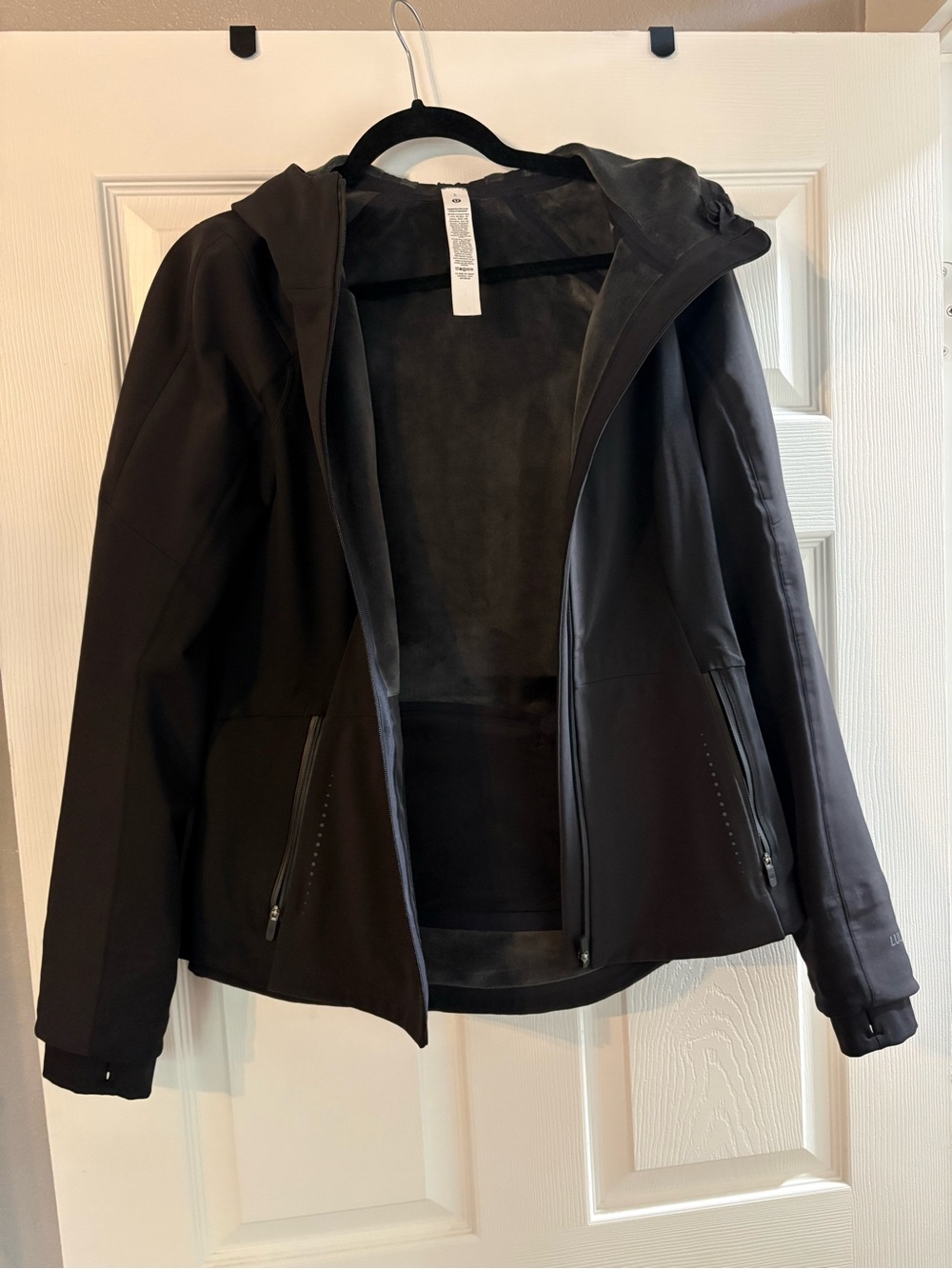 lululemon Cross Chill Performance Jacket